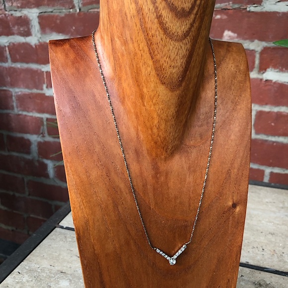 EUC VTG Elegant Tasteful Faux Diamond / Rhinestone Lavalier Necklace - Picture 8 of 16